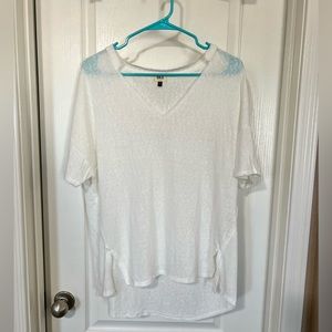 Buckle BKE white top